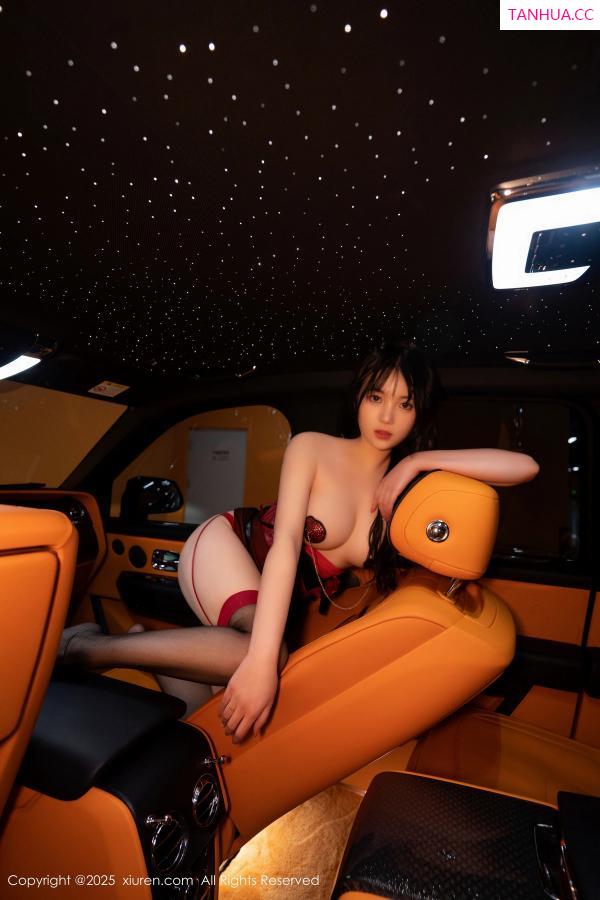   [XiuRen]高清写真图 2025.02.17 No.9891 软情 美臀黑丝第21张图片